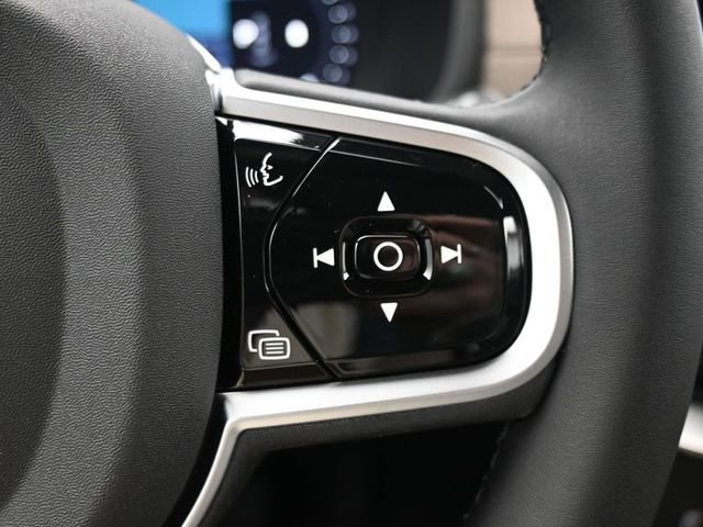 New 2026 Volvo XC90 B6 Plus w/ Protection Package Premier image 28