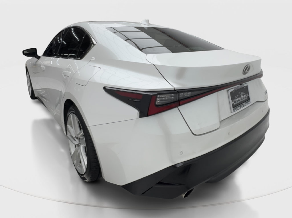 Used 2023 Lexus IS 300 w/ Comfort Package RWD image 11