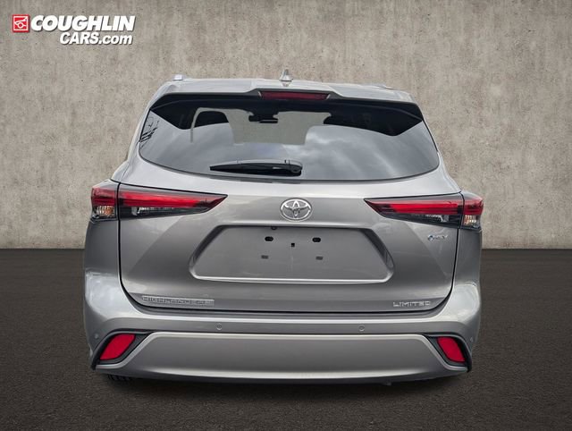 Used 2025 Toyota Highlander Limited image 6