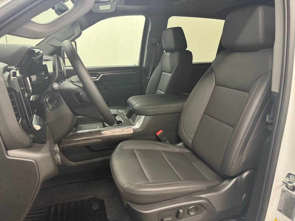 New 2025 Chevrolet Silverado 2500 LTZ w/ LTZ Convenience Package image 34