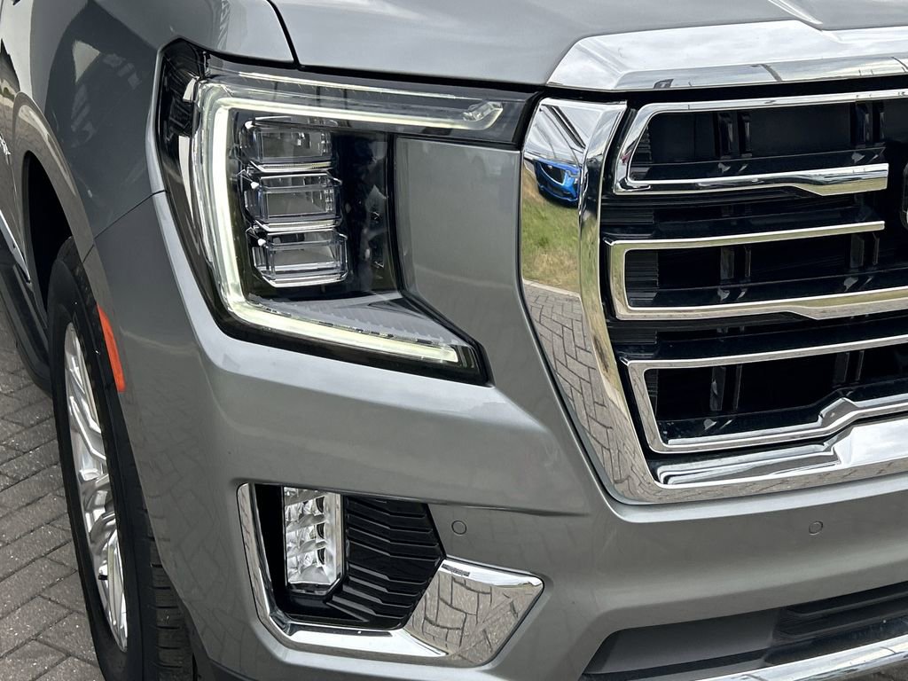 Certified 2024 GMC Yukon XL SLT w/ SLT Luxury Package image 8