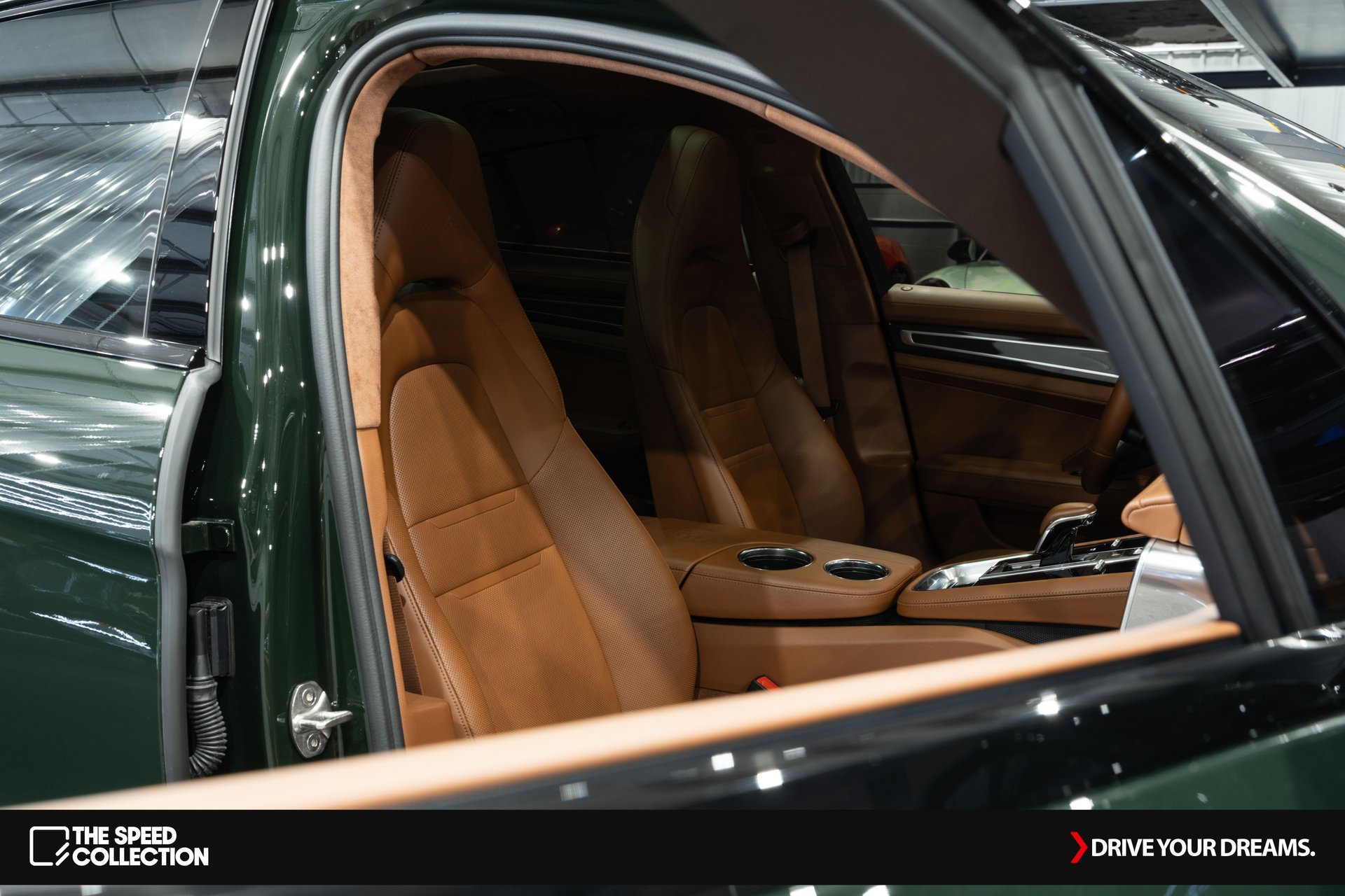 Used 2022 Porsche Panamera Turbo S image 24