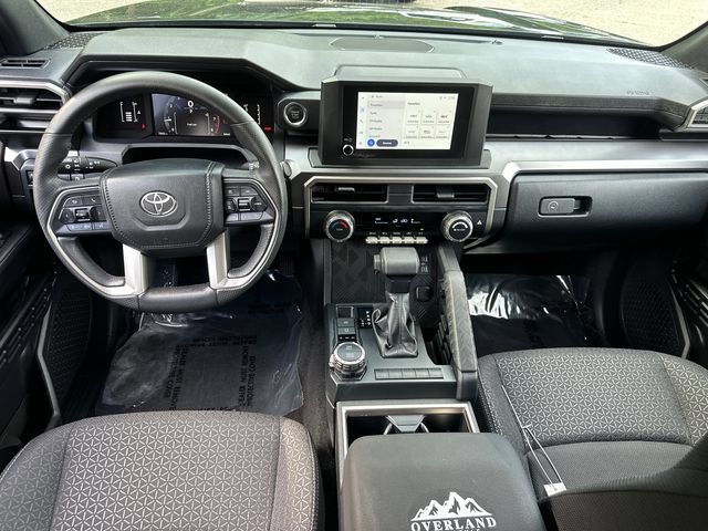 Certified 2025 Toyota 4Runner SR5 AWD/4WD image 24