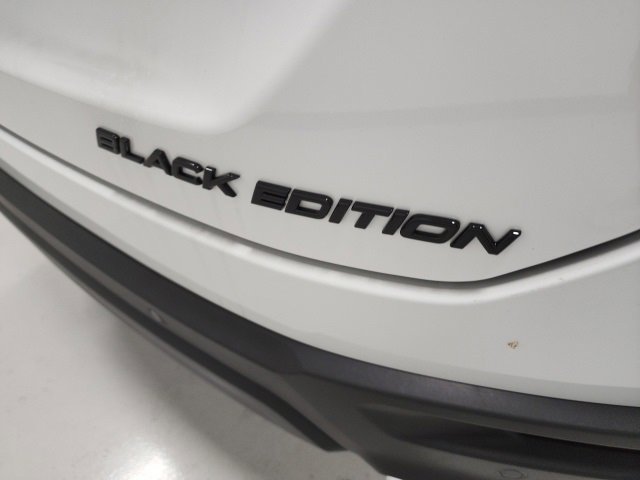 Used 2025 Honda Pilot Black Edition image 8