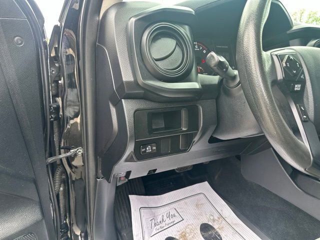 Used 2017 Toyota Tacoma SR w/ Tow Package AWD/4WD image 31