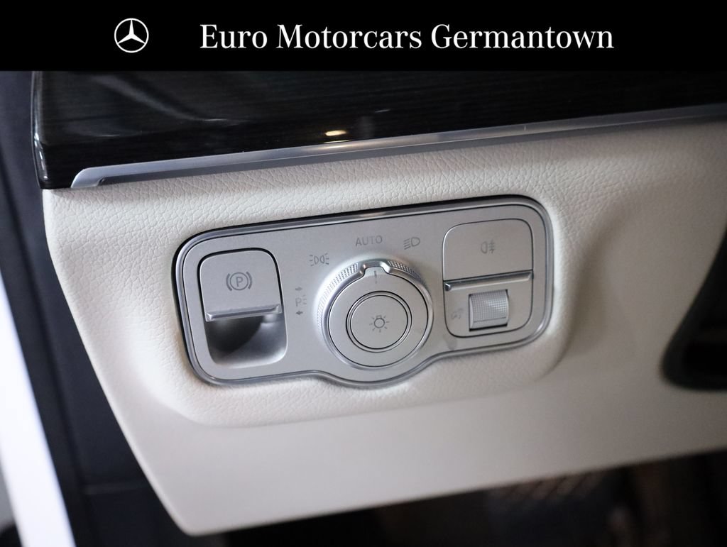 Used 2023 Mercedes-Benz GLE 450 4MATIC image 11