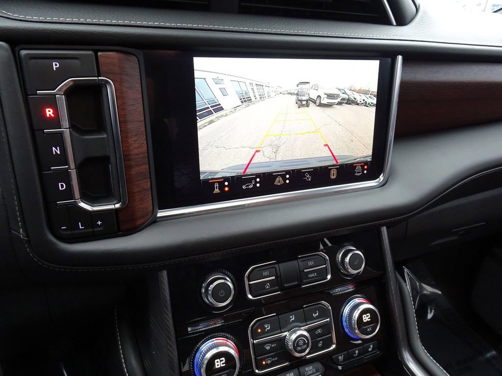 Used 2023 GMC Yukon Denali Ultimate w/ LPO, Floor Liner Package image 21