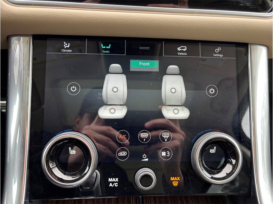 Used 2021 Land Rover Range Rover Sport HSE Silver Edition image 35