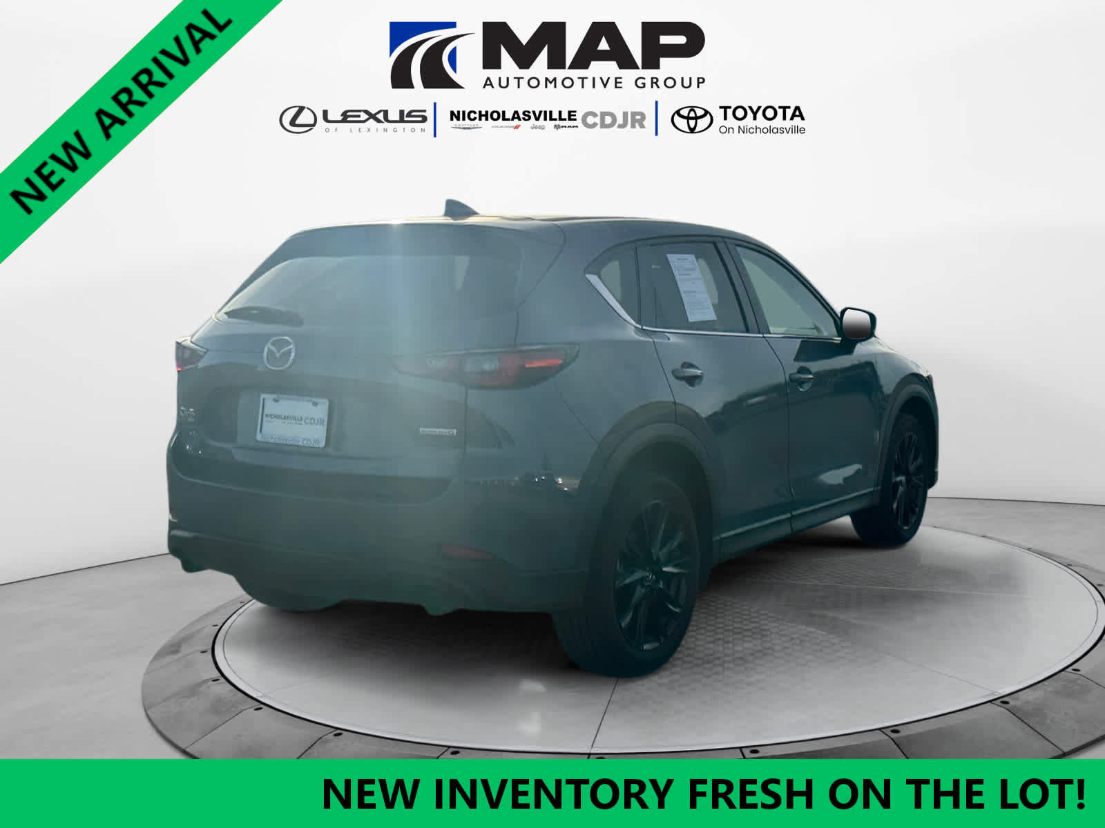 Used 2024 MAZDA CX-5 Carbon Edition image 5