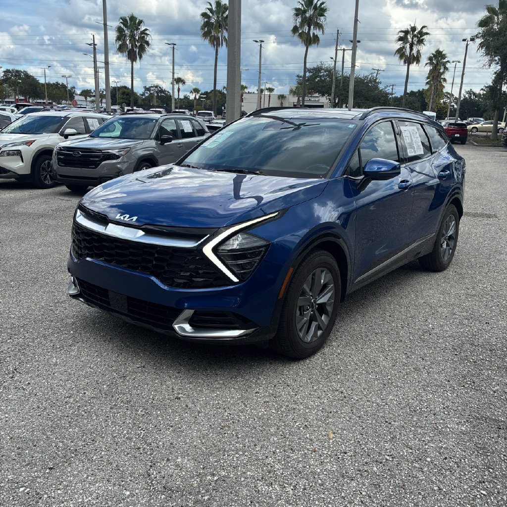 Used 2025 Kia Sportage SX