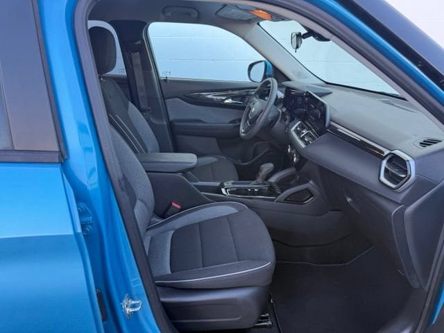 Certified 2025 Chevrolet TrailBlazer LT AWD/4WD image 14