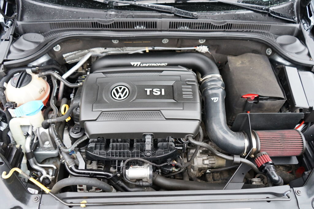 Used 2017 Volkswagen Jetta GLI image 10