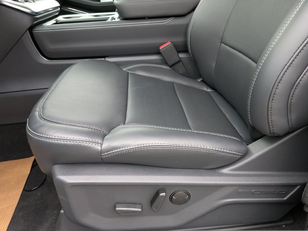 New 2027 Ford Expedition Platinum RWD image 20