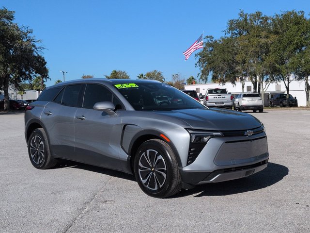 Used 2024 Chevrolet Blazer EV LT AWD/4WD image 2