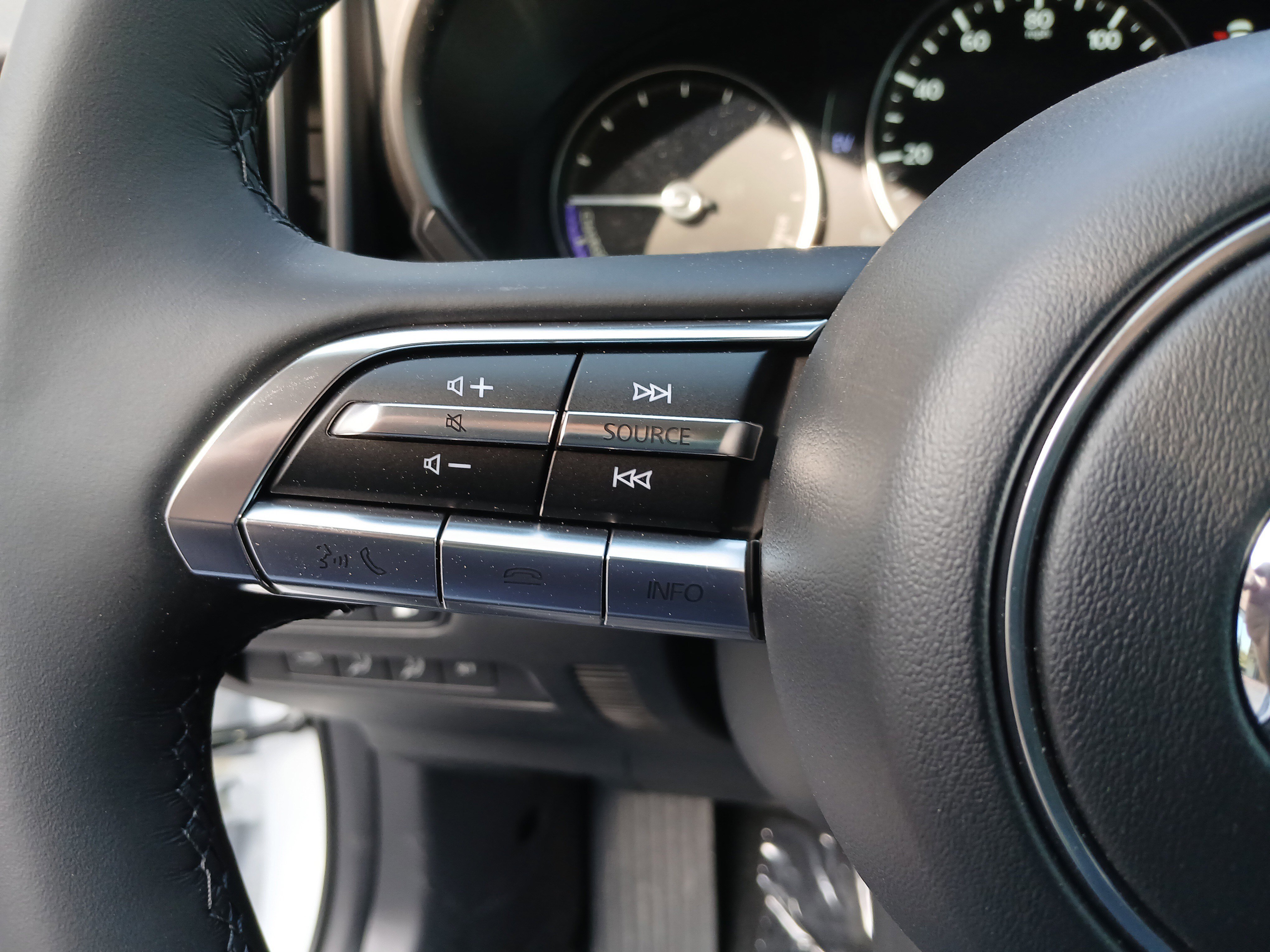 New 2025 MAZDA CX-50 2.5 Hybrid w/ Cargo Package image 18