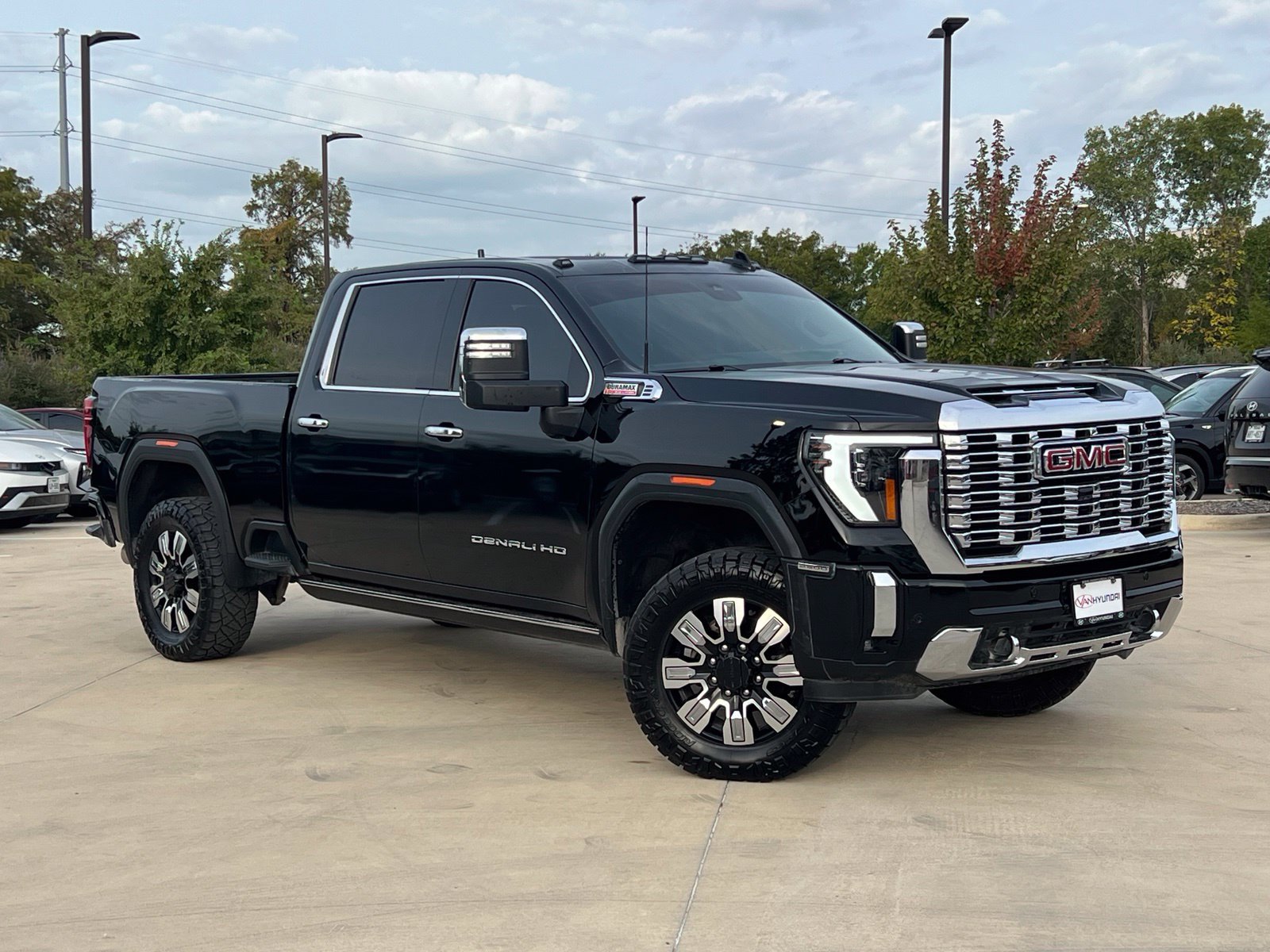 Used 2024 GMC Sierra 2500 Denali w/ Denali Reserve Package AWD/4WD image 13
