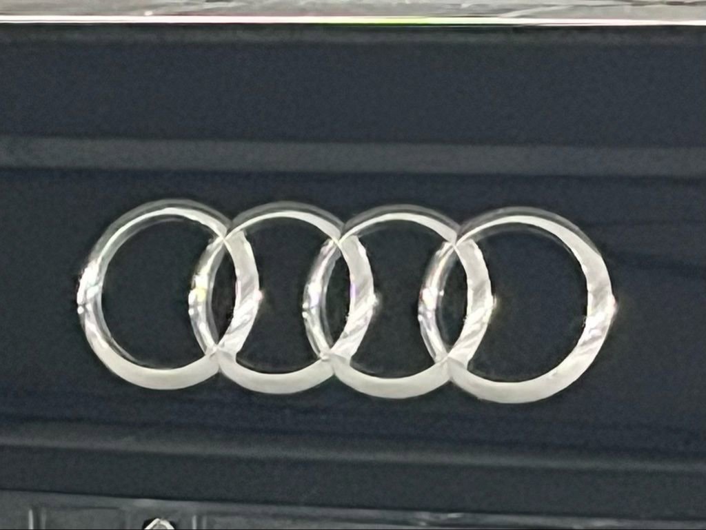 Used 2019 Audi A4 2.0T Premium image 33