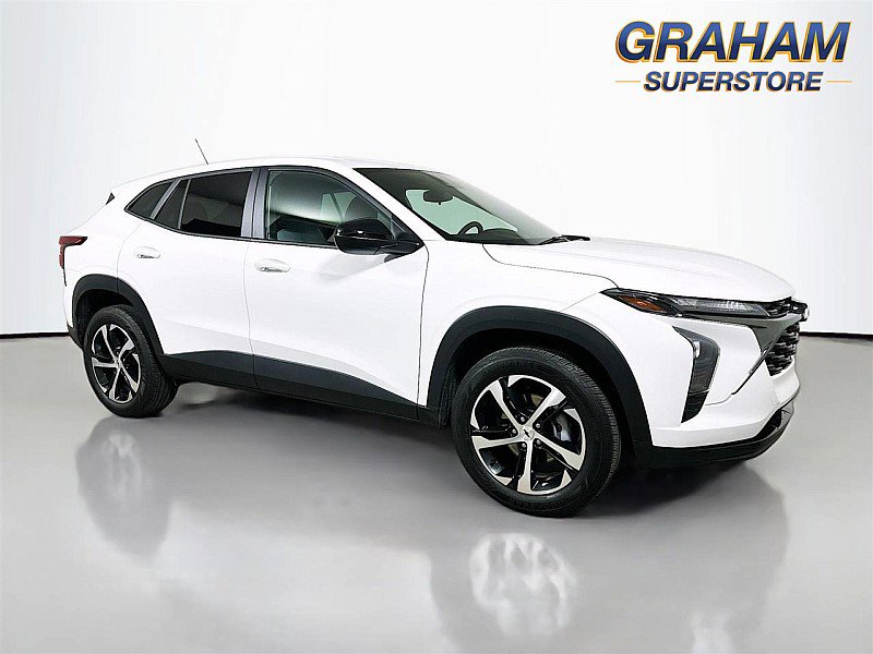 Used 2025 Chevrolet Trax RS