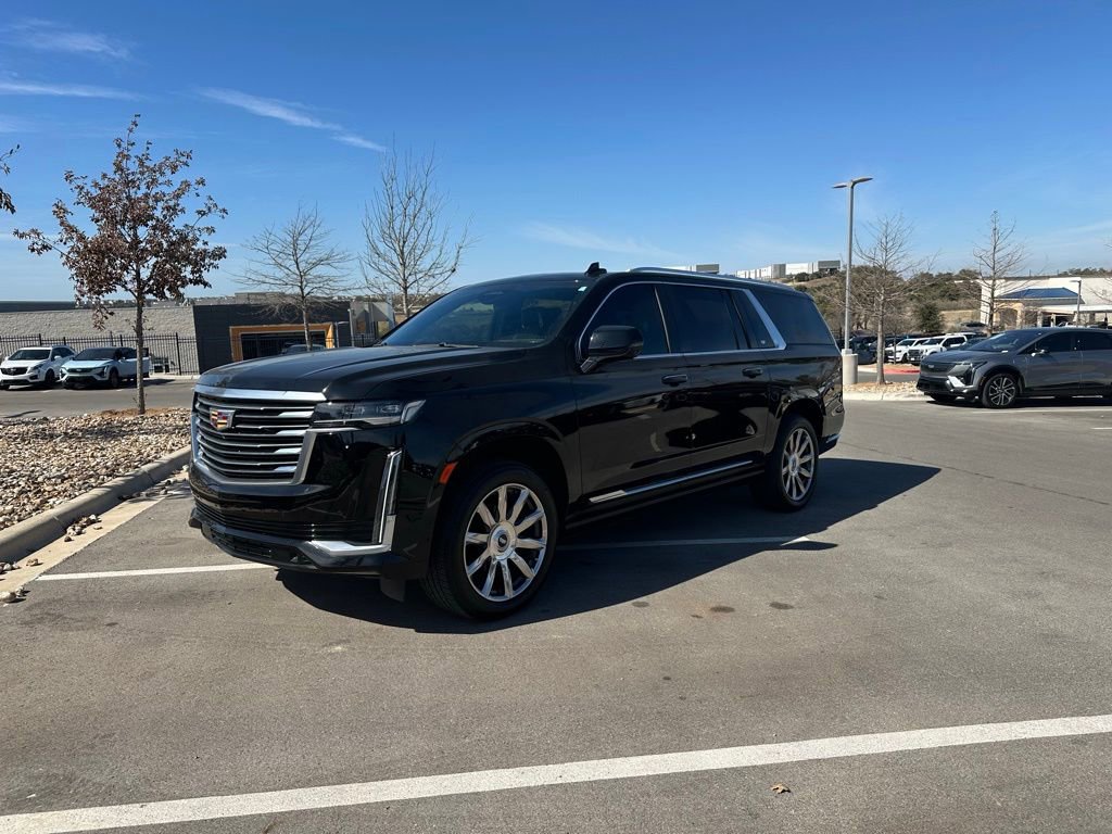 Used 2023 Cadillac Escalade ESV Premium Luxury Platinum image 3