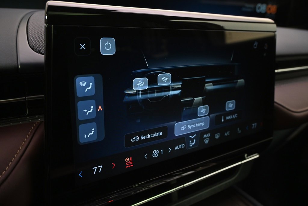 New 2026 Lincoln Nautilus Black Label image 28