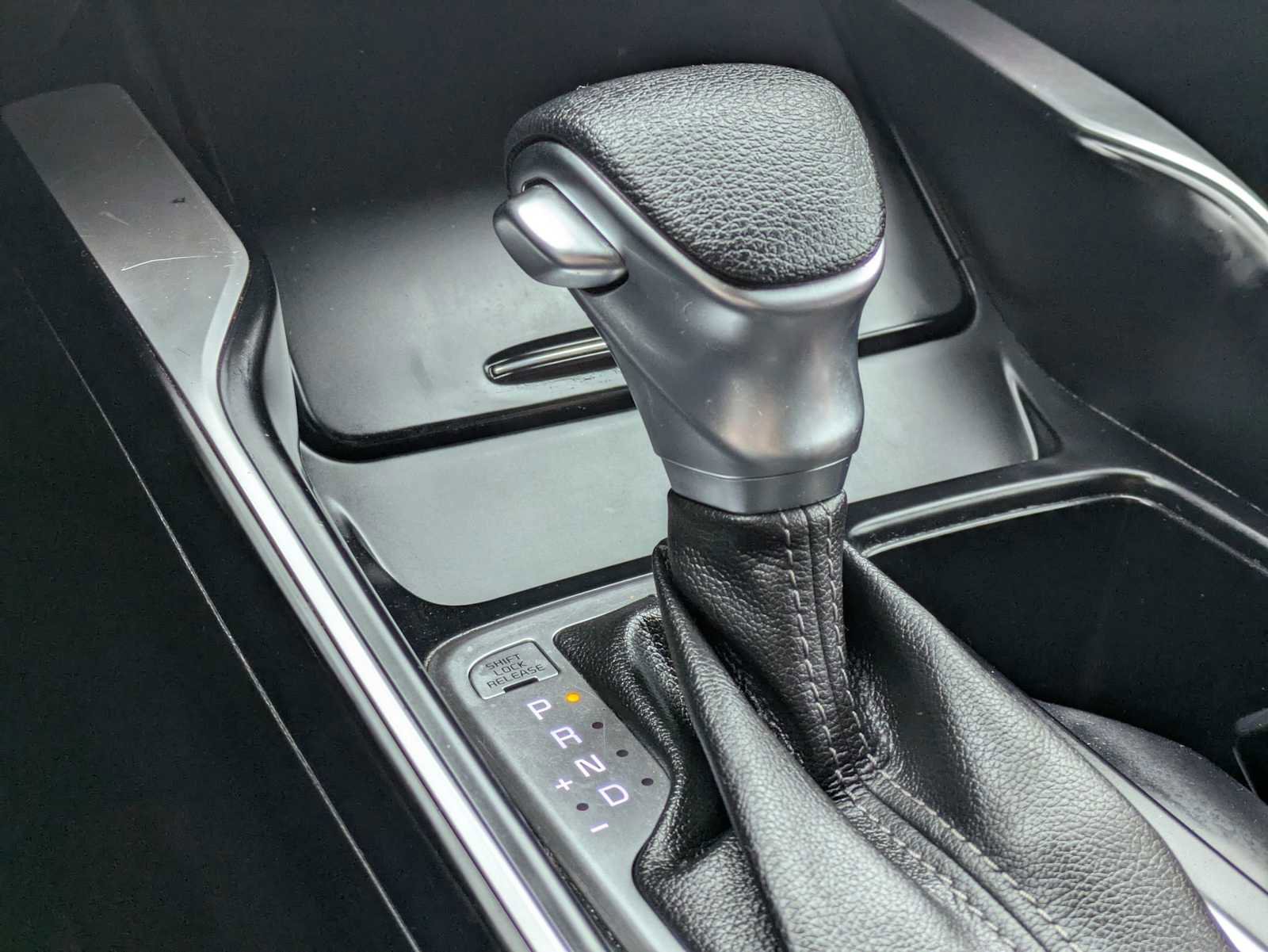 Used 2022 Kia Sorento LX image 31