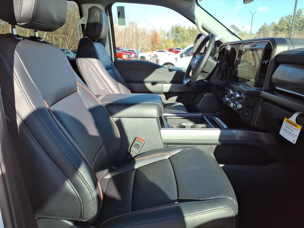 New 2026 Ford F250 Lariat w/ Lariat Premium Package image 16