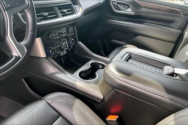 Used 2023 Chevrolet Tahoe Z71 w/ Luxury Package AWD/4WD image 13