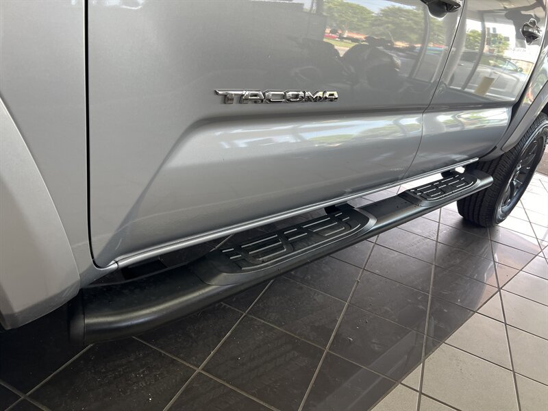 Used 2020 Toyota Tacoma SR5 RWD image 30