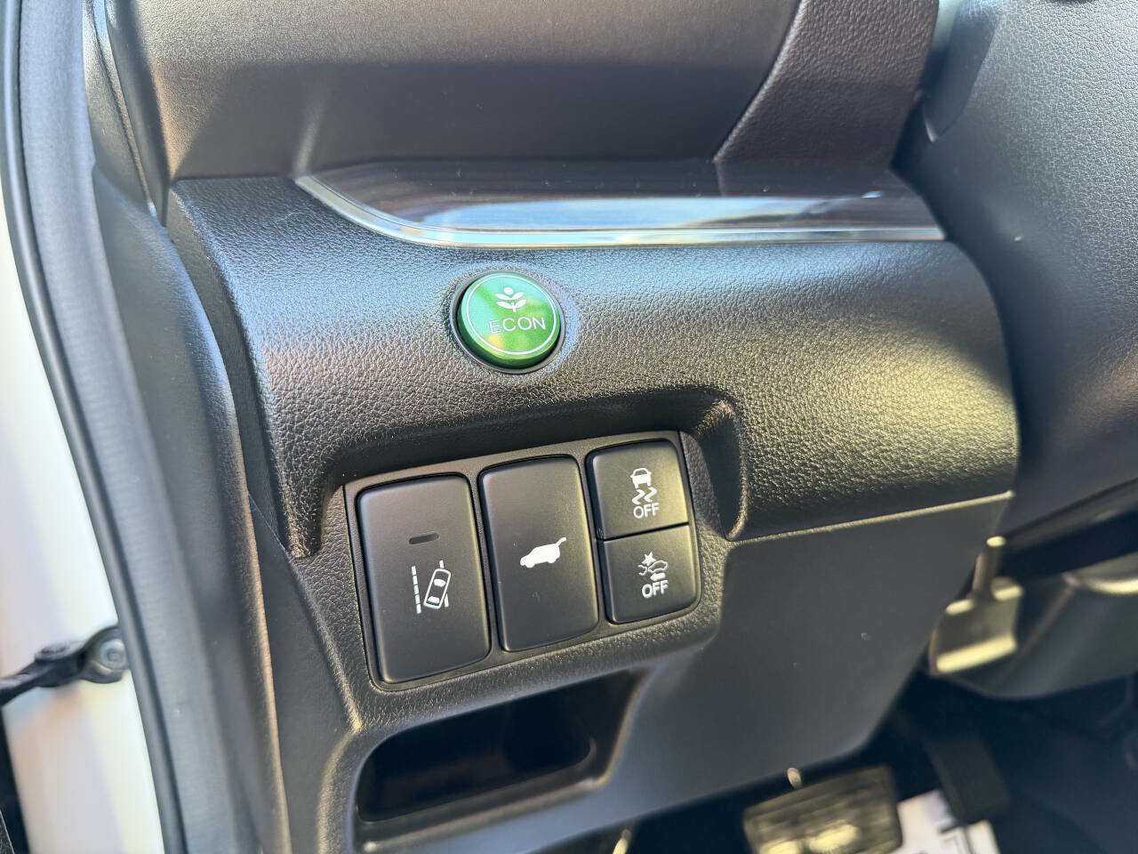 Used 2016 Honda CR-V Touring image 14