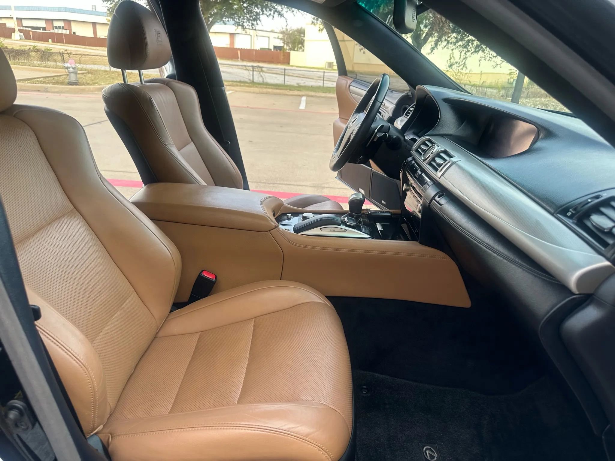 Used 2016 Lexus LS 460 image 25