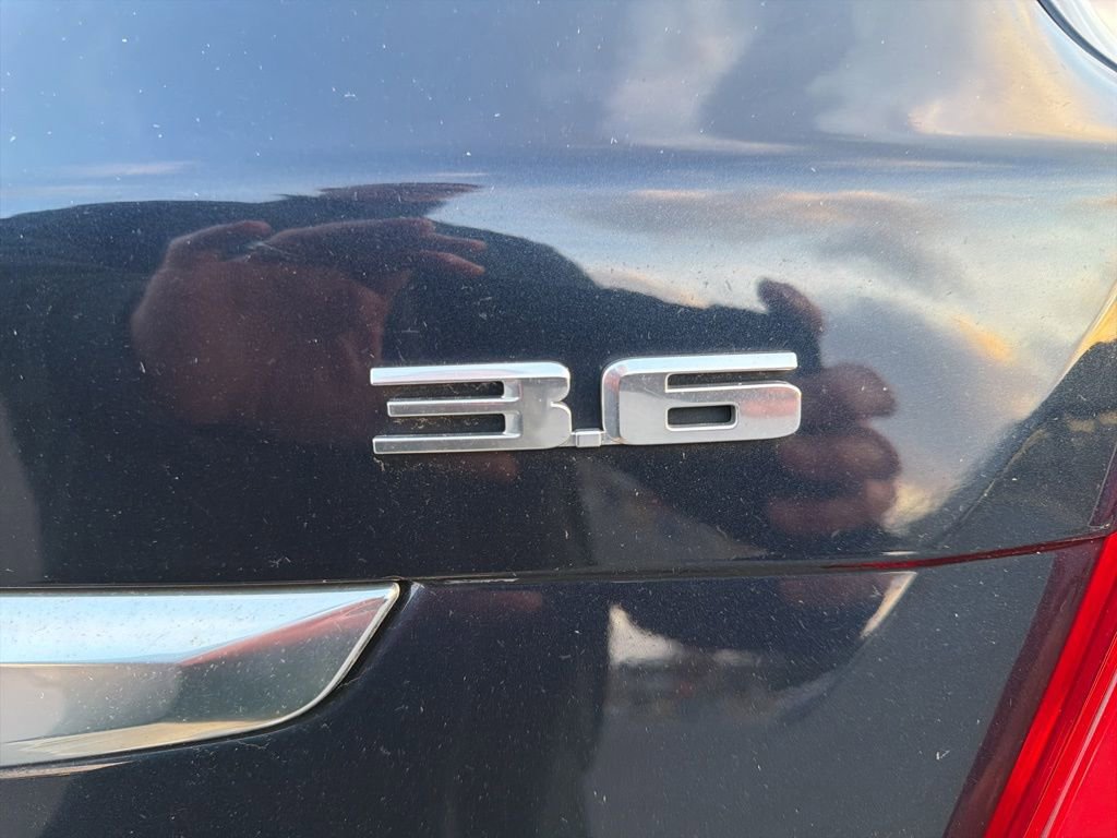 Used 2017 Cadillac XT5 Luxury w/ Driver Awareness Package image 15