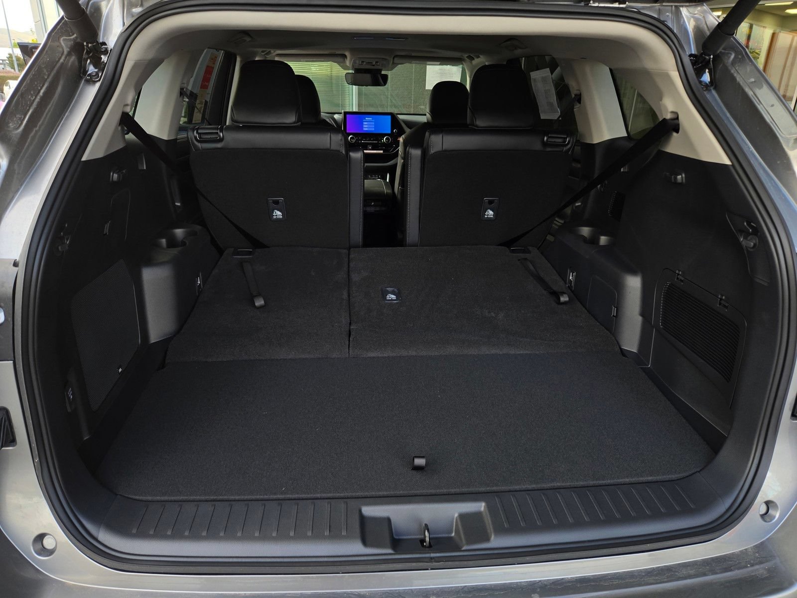 Certified 2026 Toyota Highlander Limited AWD/4WD image 26