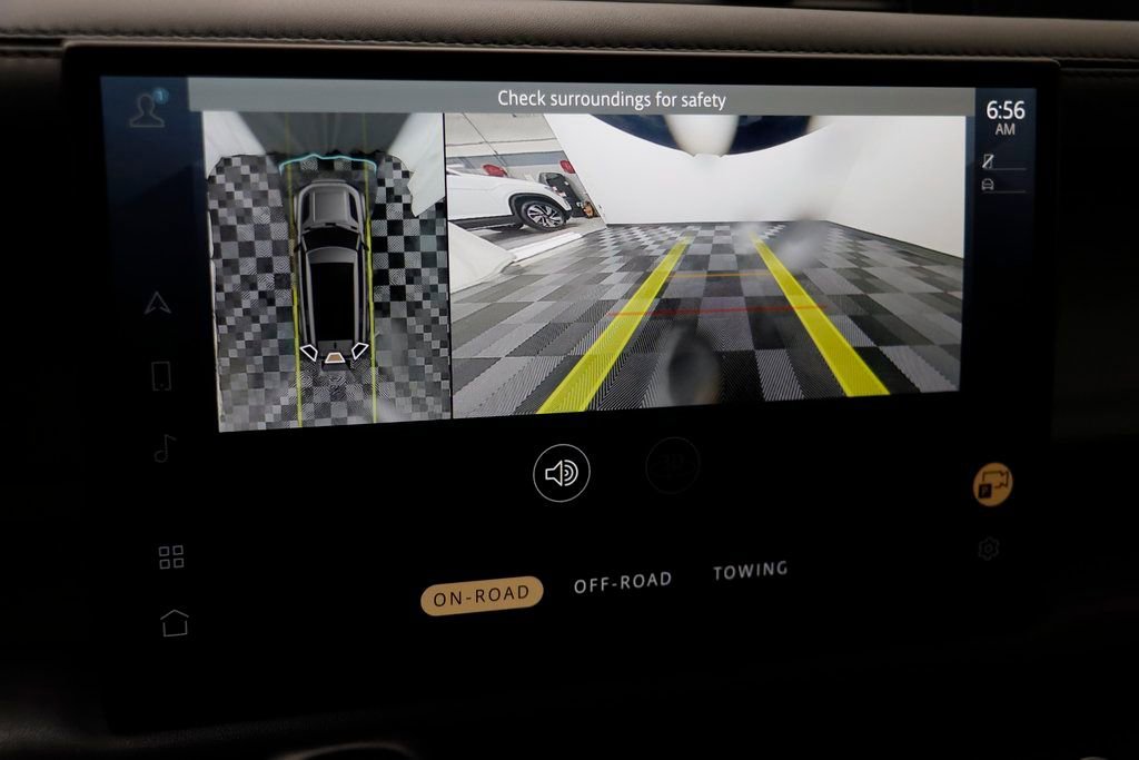 Used 2023 Land Rover Defender 130 First Edition image 12