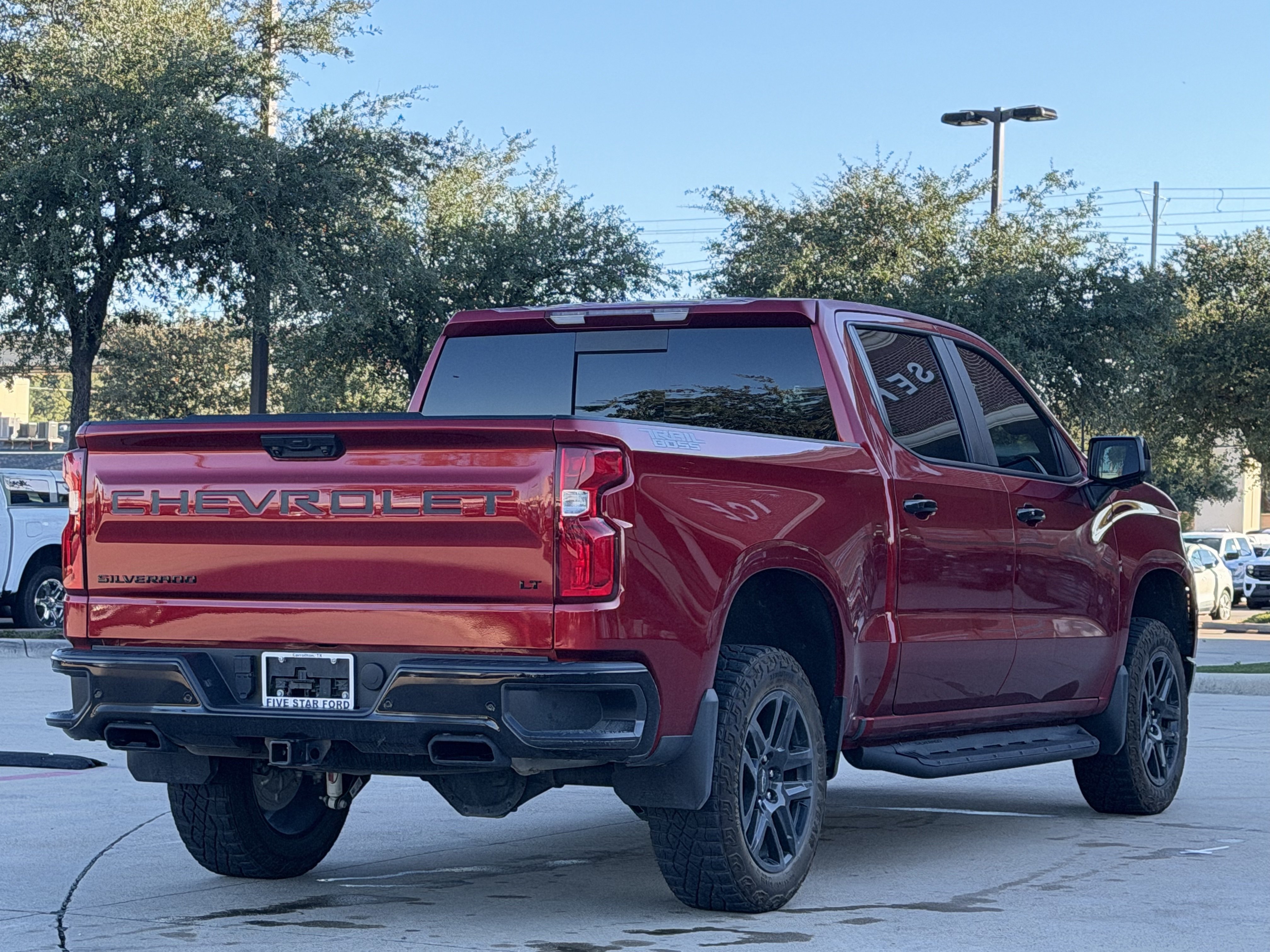 Used 2025 Chevrolet Silverado 1500 LT Trail Boss w/ LT Trail Boss Premium Package AWD/4WD image 4