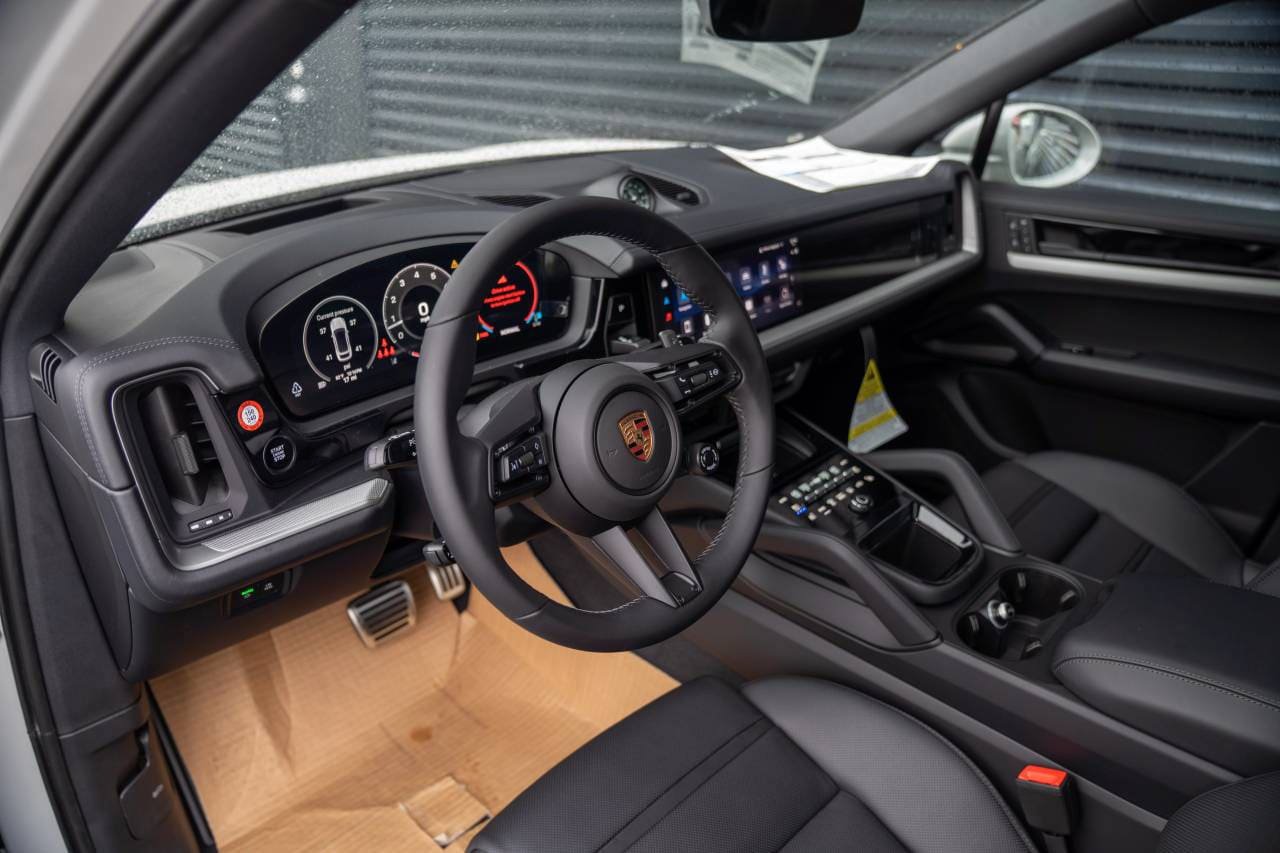 New 2026 Porsche Cayenne S AWD/4WD image 4