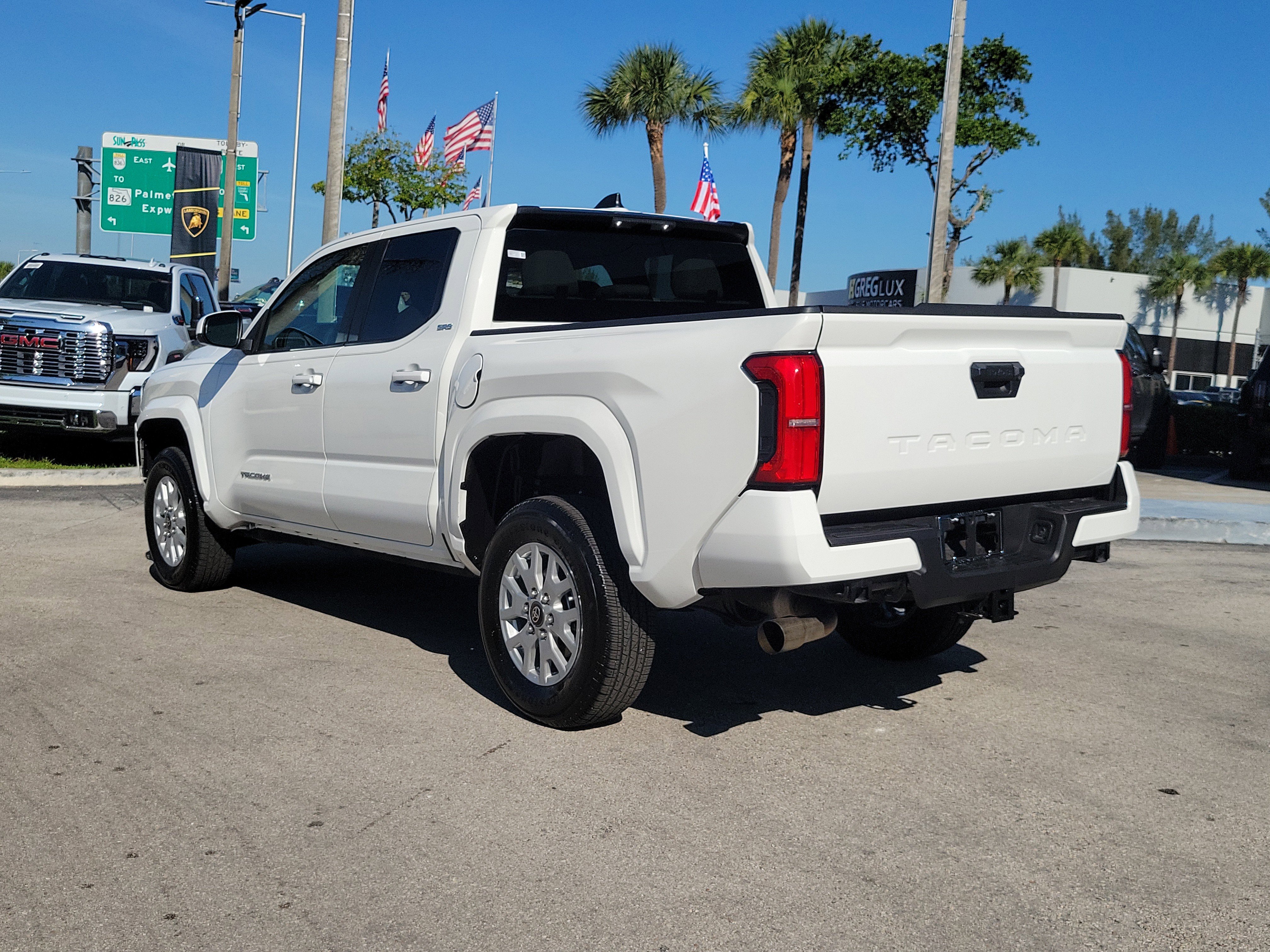 Used 2024 Toyota Tacoma SR5 RWD image 6