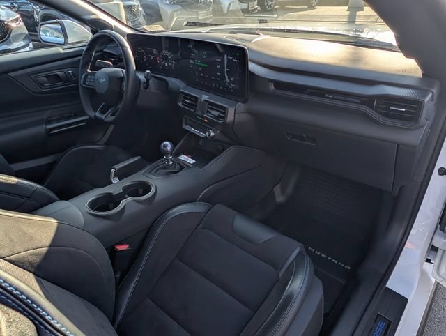 Used 2025 Ford Mustang Dark Horse RWD image 10