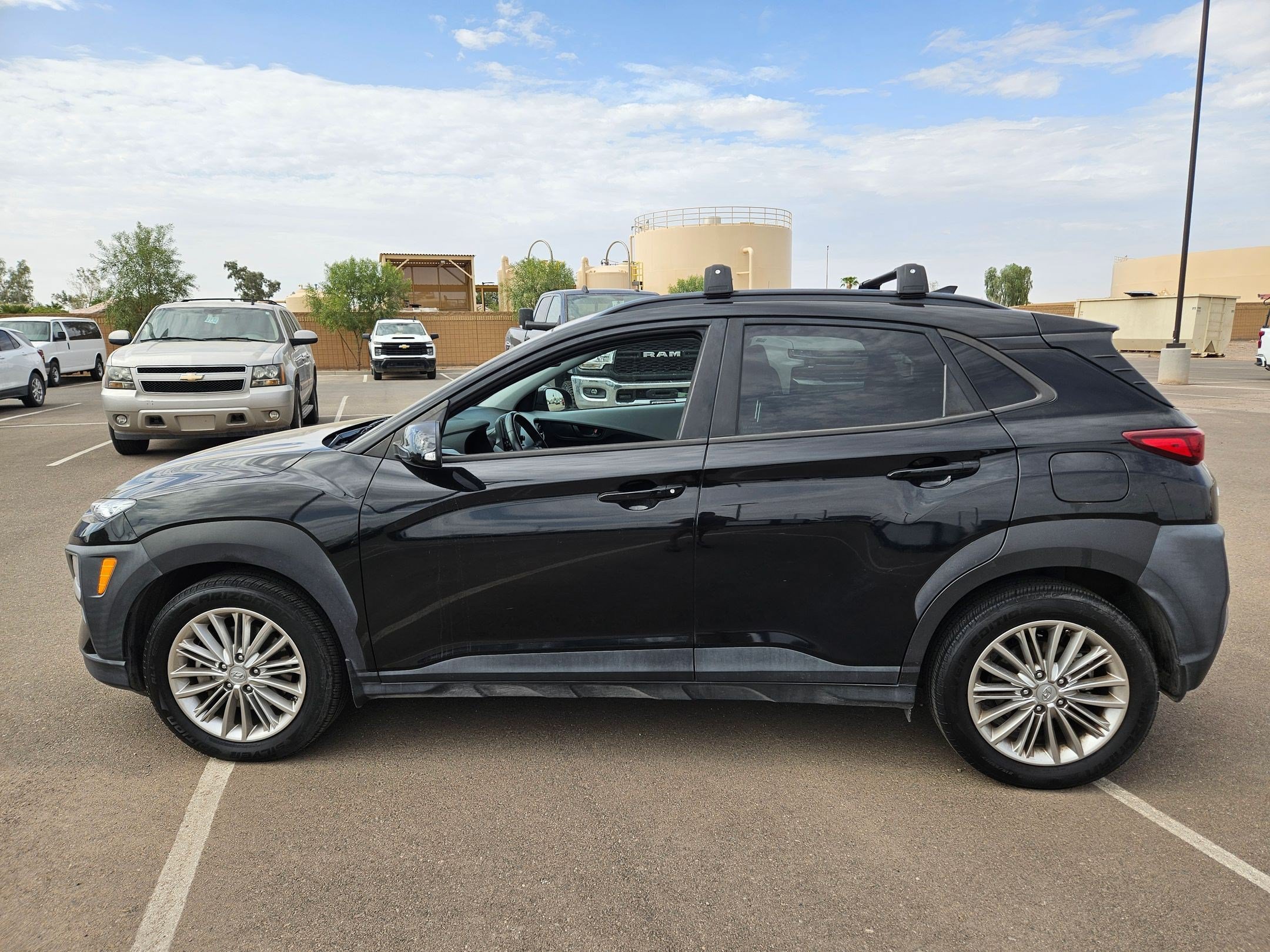 Used 2021 Hyundai Kona SEL Plus w/ Cargo Package AWD/4WD image 2