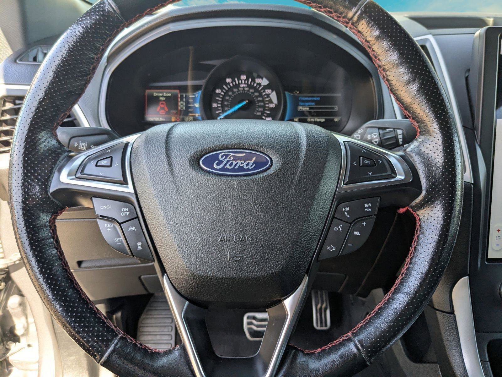 Used 2022 Ford Edge ST-Line image 9