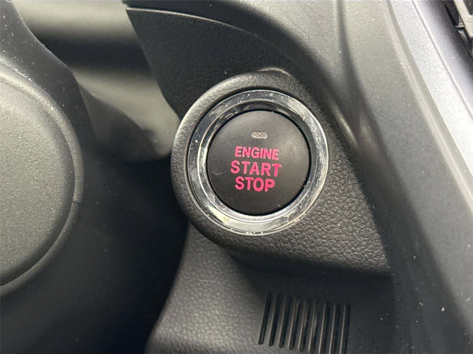 Used 2025 Subaru Forester Limited image 22