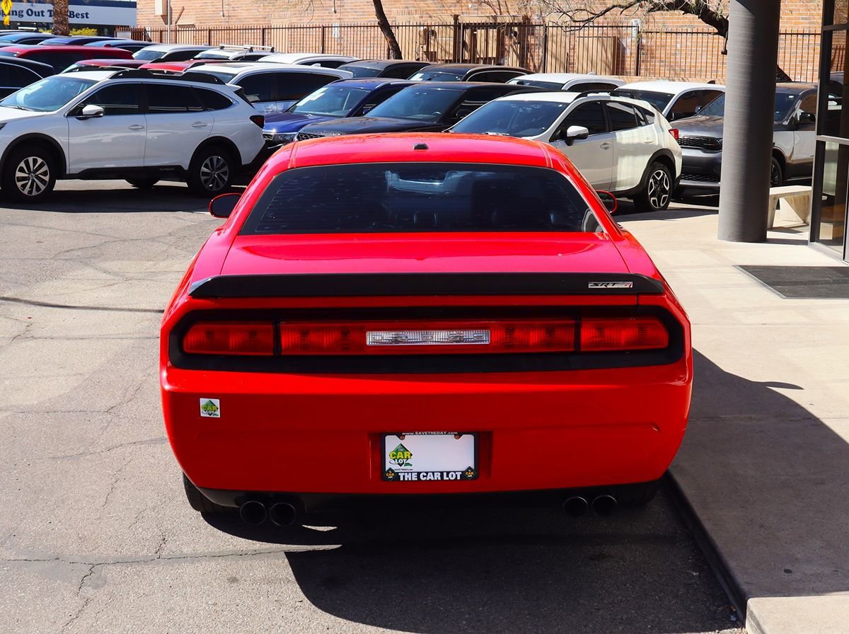 Used 2009 Dodge Challenger SRT8 RWD image 10