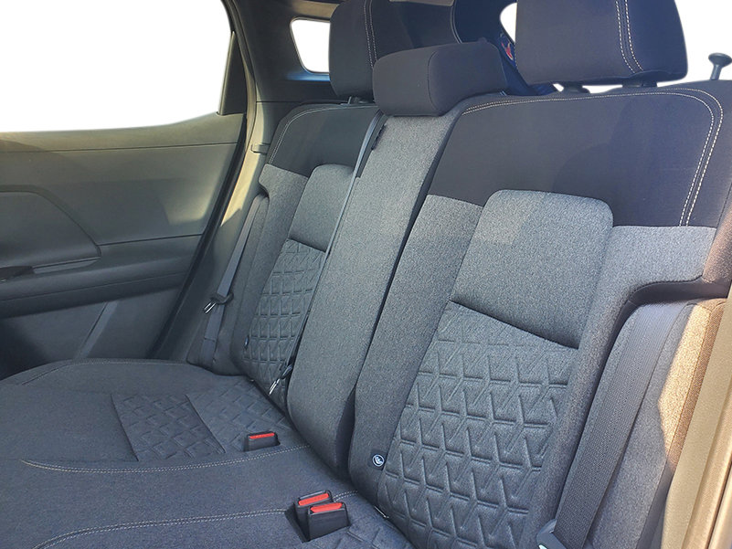 New 2025 Nissan Kicks SV w/ Illumination Package image 28