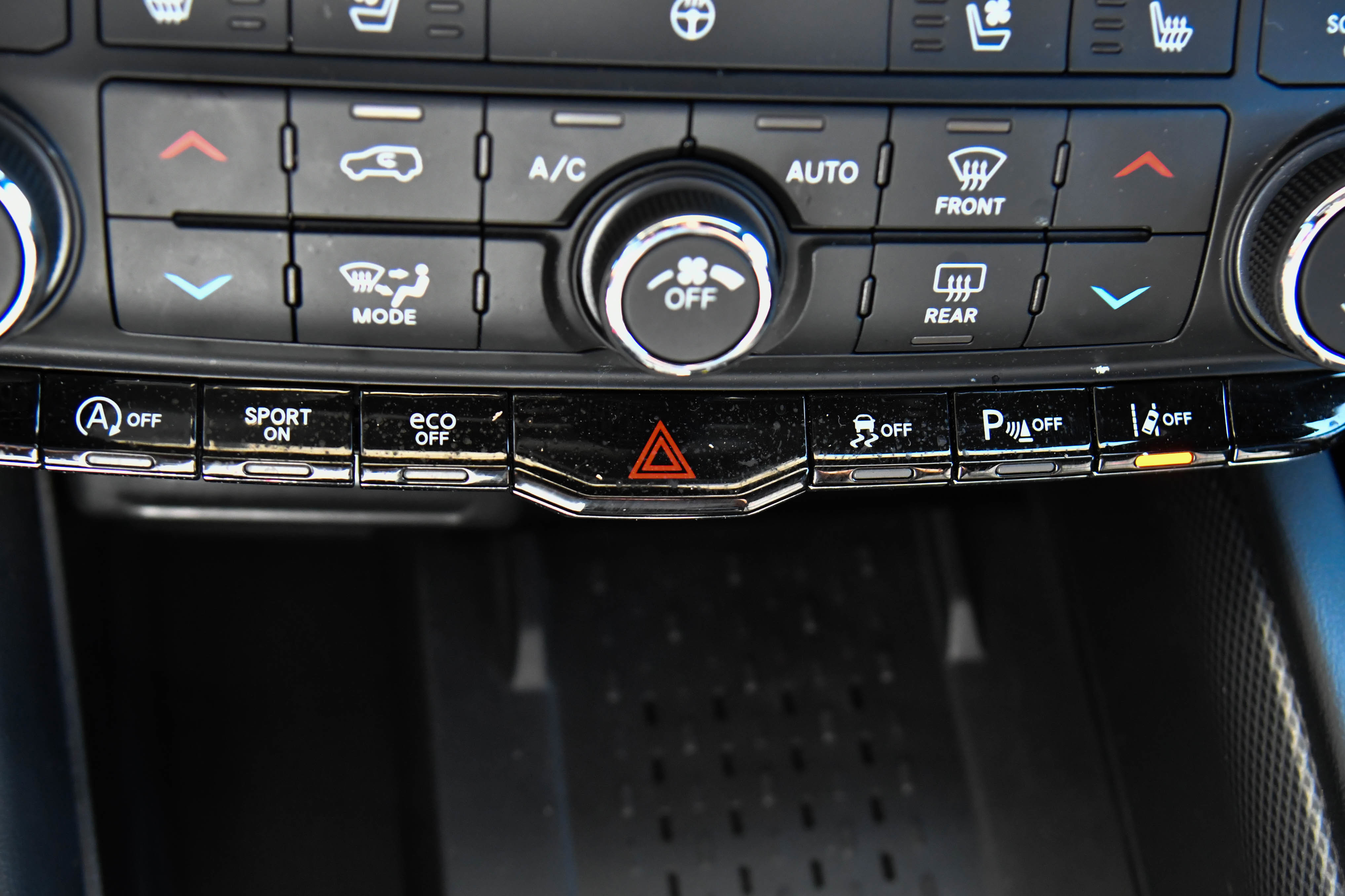 Used 2025 Dodge Durango GT AWD/4WD image 27