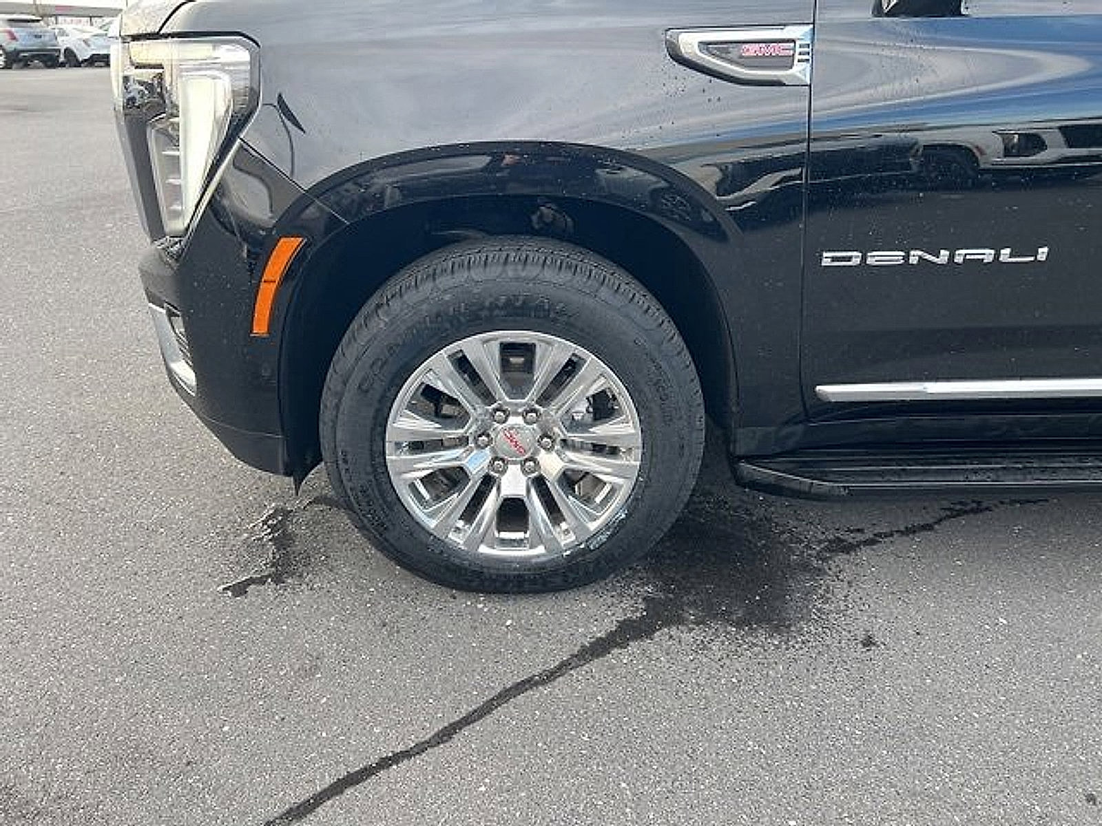 Certified 2025 GMC Yukon Denali image 31
