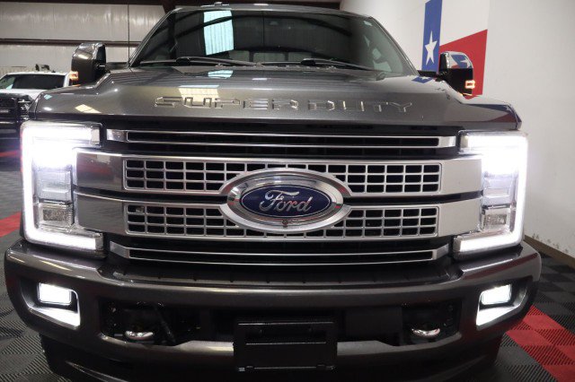Used 2017 Ford F350 Platinum w/ Platinum Ultimate Package AWD/4WD image 22