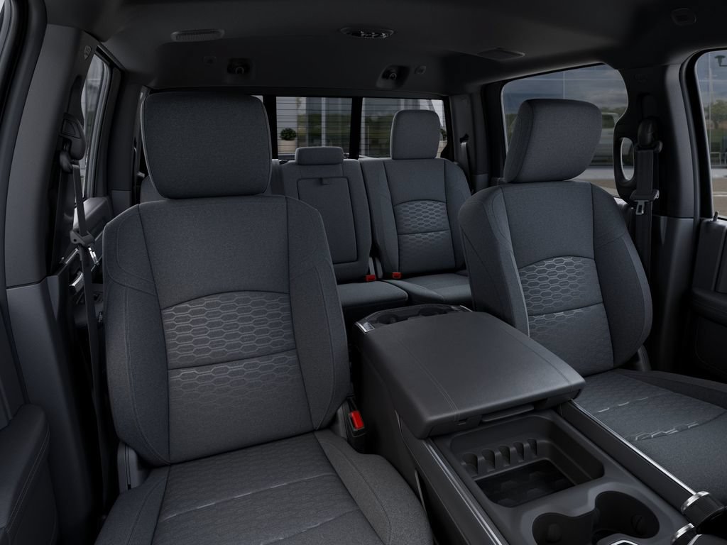 New 2026 RAM 3500 Big Horn AWD/4WD image 17