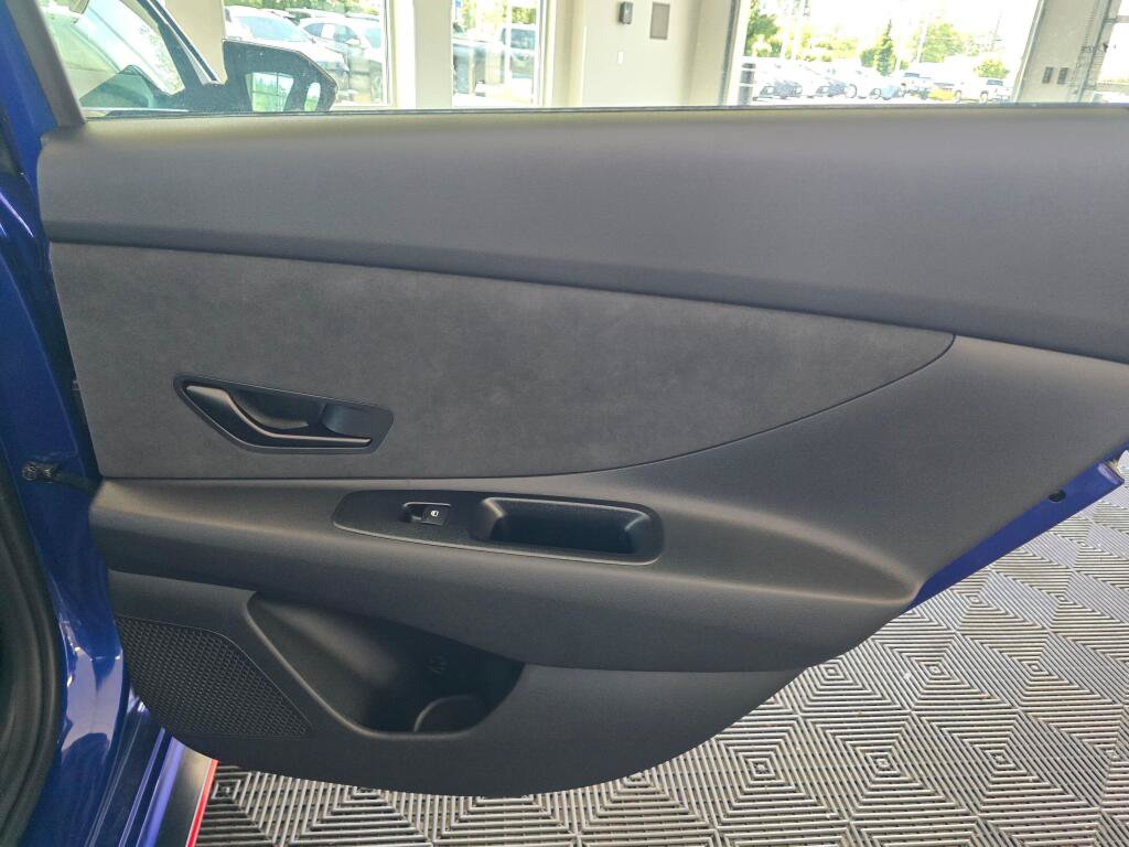 New 2026 Hyundai Elantra N w/ Cargo Package FWD image 39