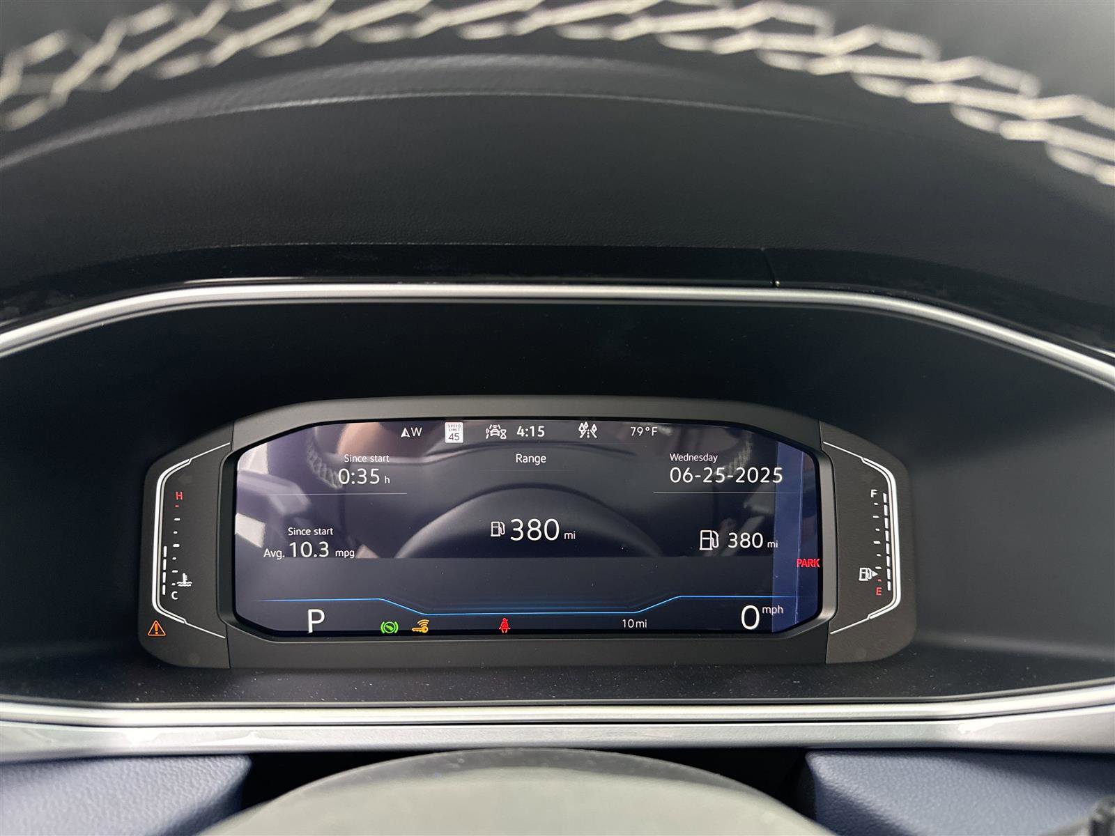 New 2025 Volkswagen Taos SEL image 19