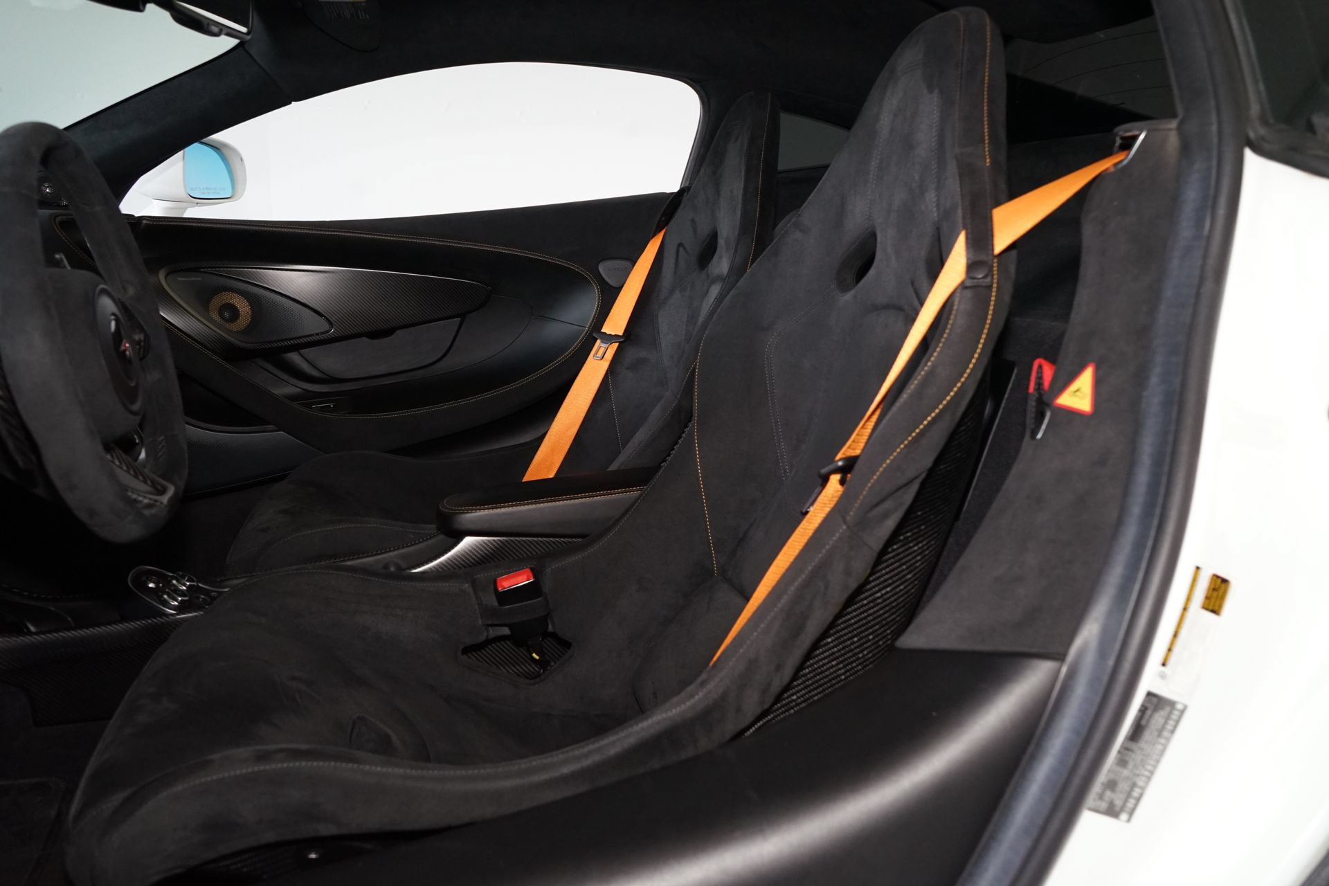 Used 2018 McLaren 570S Coupe RWD image 14