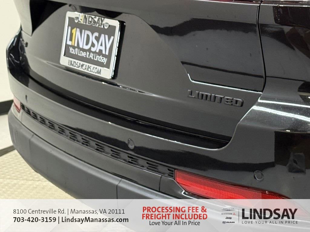 New 2025 Jeep Grand Cherokee Limited w/ Luxury Tech Group II image 6